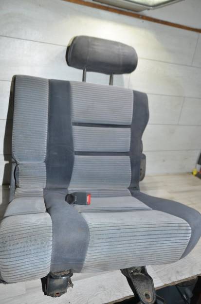 Fotel kanapa lewy tył 2-rząd  Toyota Land Cruiser HDJ 80 J8 